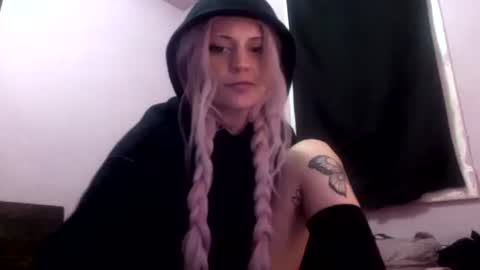 chaia online show from 25, 4, 2026