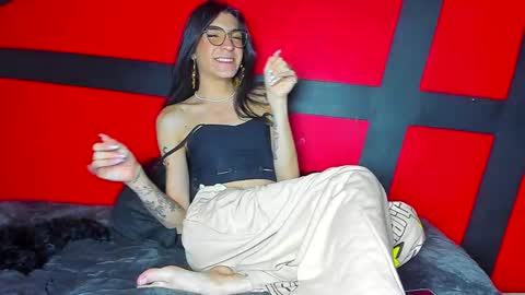 Snapshot of chaminelan chatting on 21, 1, 2025 chaminelan online show from 21, 1, 2025