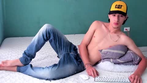 Snapshot of chandler_kenji chatting on 17, 12, 2024 Kenji online show from 17, 12, 2024