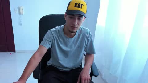 Snapshot of chandler_kenji chatting on 27, 9, 2025 Kenji online show from 27, 9, 2025