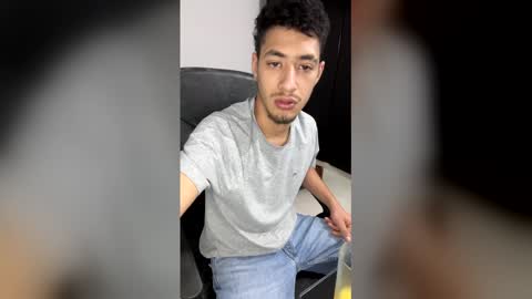 Snapshot of chandler_kenji chatting on 22, 12, 2025 Kenji online show from 22, 12, 2025