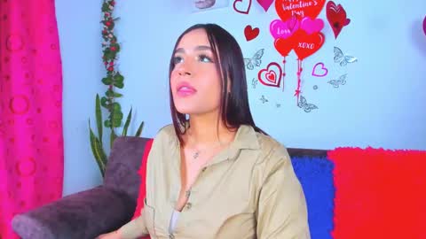 Snapshot of chanel_parker chatting on 3, 3, 2025  Chanel Parker  online show from 3, 3, 2025