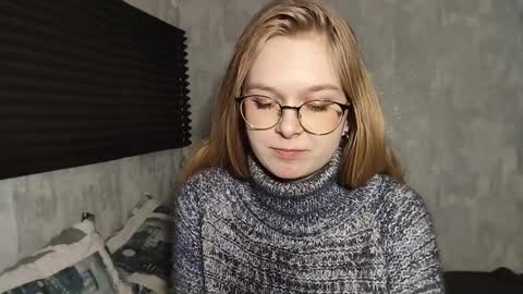 Snapshot of chanelledroz chatting on 27, 2, 2026 Lia online show from 27, 2, 2026