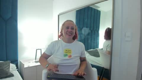 Channelfox  online show from 19, 12, 2024