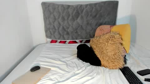 Snapshot of channellross chatting on 2, 10, 2025 Chanell online show from 2, 10, 2025