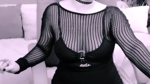 The Queen online show from 19, 1, 2025