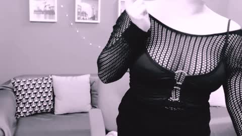 The Queen online show from 25, 1, 2025