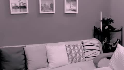 The Queen online show from 12, 10, 2025