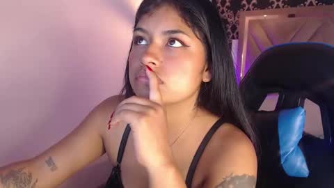  chantalpetit  online show from 21, 2, 2026