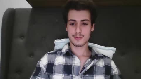 Snapshot of charismaticcharm chatting on 8, 1, 2025 charismaticcharm online show from 8, 1, 2025