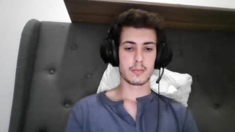 Snapshot of charismaticcharm chatting on 11, 1, 2025 charismaticcharm online show from 11, 1, 2025