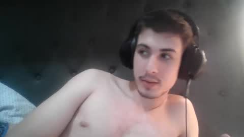 Snapshot of charismaticcharm chatting on 17, 2, 2025 charismaticcharm online show from 17, 2, 2025