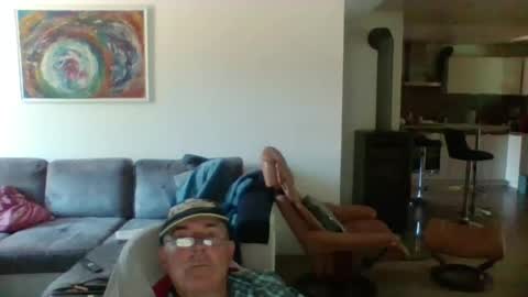charles6064 online show from 28, 7, 2026