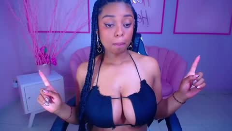 Snapshot of charlote_fun_a chatting on 16, 12, 2024 Charlote  online show from 16, 12, 2024