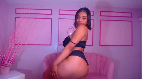 Snapshot of charlote_fun_a chatting on 14, 1, 2025 Charlote  online show from 14, 1, 2025