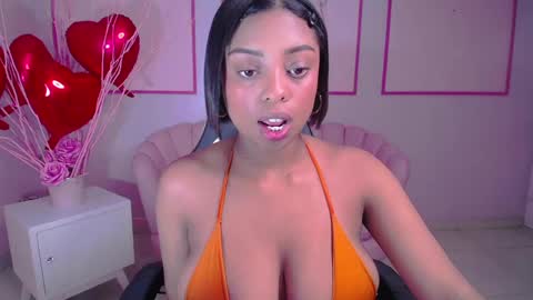 Snapshot of charlote_fun_a chatting on 17, 2, 2025 Charlote  online show from 17, 2, 2025