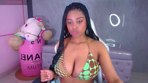 Snapshot of charlote_fun_a chatting on 6, 10, 2025 Charlote  online show from 6, 10, 2025
