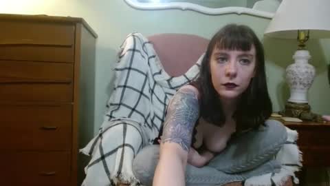 Charlotte online show from 24, 4, 2026