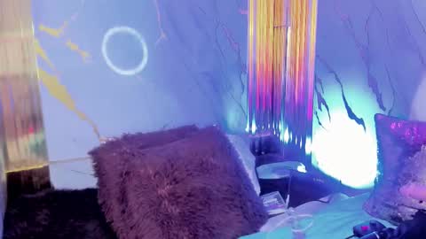 charlotte__milf online show from 22, 12, 2025