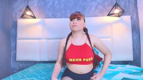 Snapshot of charlotte_and_zac chatting on 25, 11, 2025 Charlotte and Zac online show from 25, 11, 2025