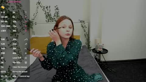 Snapshot of charlotte_boobsss chatting on 8, 6, 2026 charlotte_boobsss online show from 8, 6, 2026