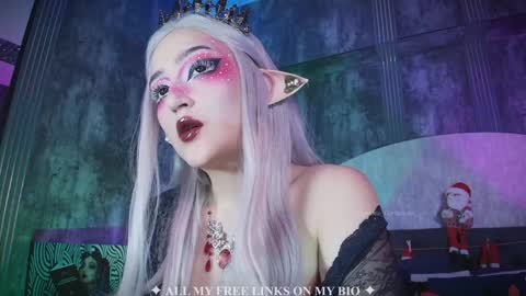 Charlotte online show from 15, 11, 2025