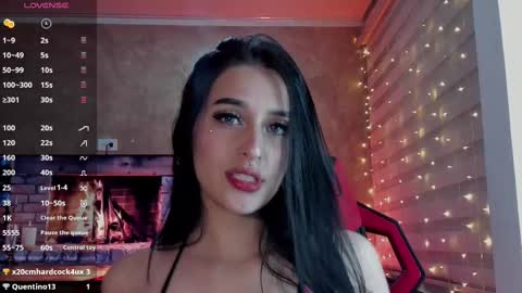 Snapshot of charlotte_greys chatting on 12, 3, 2025 Charlotte  online show from 12, 3, 2025