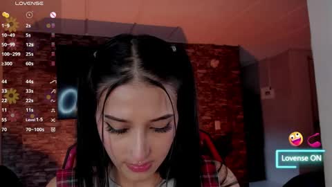 Snapshot of charlotte_greys chatting on 20, 4, 2026 Charlotte online show from 20, 4, 2026