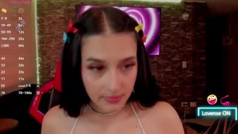 Snapshot of charlotte_greys chatting on 9, 5, 2026 Charlotte online show from 9, 5, 2026