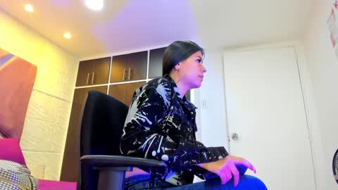 Charlotte Icee online show from 1, 2, 2025