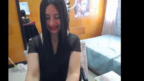 Snapshot of charlotte_temple chatting on 8, 1, 2025 Charlotte online show from 8, 1, 2025