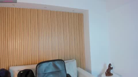 Charlotte  Everyday From 0700 to 1300 Col Time online show from 24, 10, 2025