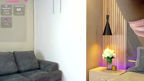 charlottebrandt_ online show from 14, 6, 2026