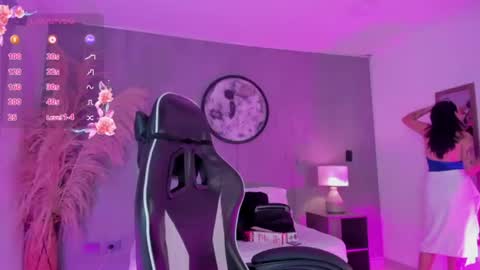 Charlottee online show from 15, 7, 2026