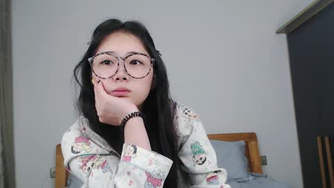 Snapshot of charlottelin chatting on 4, 12, 2024 Charlotte online show from 4, 12, 2024