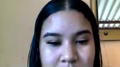 Snapshot of charlottequeen_21 chatting on 27, 6, 2026 charlottequeen_21 online show from 27, 6, 2026