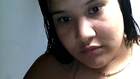 Snapshot of charlottequeen_21 chatting on 30, 7, 2026 charlottequeen_21 online show from 30, 7, 2026