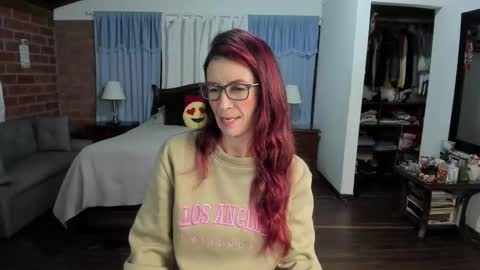 Charlotte online show from 26, 11, 2025