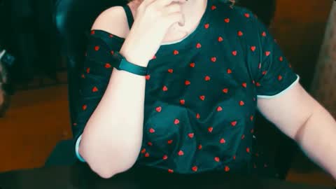 CharlotteXTasty online show from 17, 11, 2025