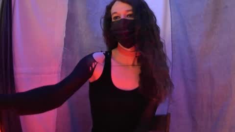 Snapshot of charlydestroyer chatting on 24, 9, 2025 charly dest online show from 24, 9, 2025