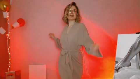 Michelle  online show from 27, 2, 2025