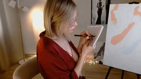 Michelle  online show from 14, 9, 2025