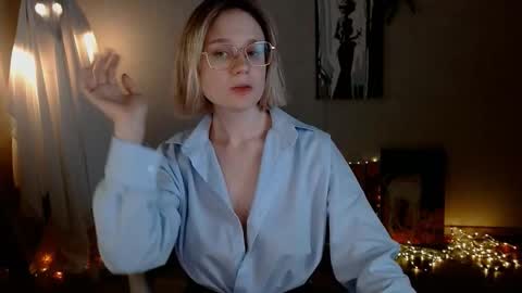 Michelle  online show from 27, 10, 2025