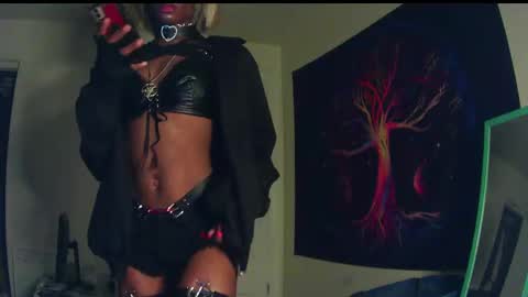 Miss Chocolate online show from 24, 12, 2024