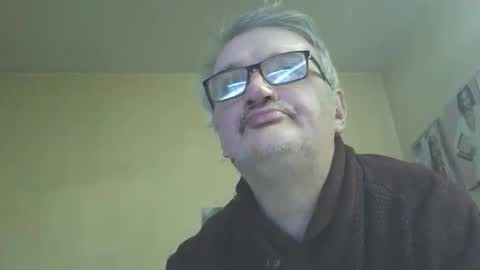 lee online show from 23, 11, 2025