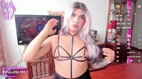 Snapshot of chaturmodels chatting on 6, 2, 2025 Sophie online show from 6, 2, 2025