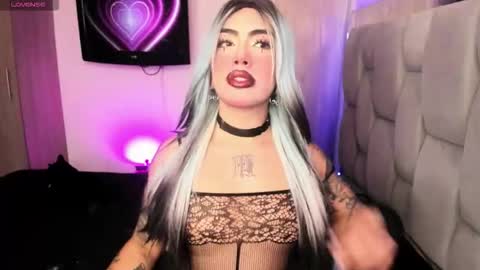 Snapshot of chaturmodels chatting on 11, 1, 2026 Sophie online show from 11, 1, 2026