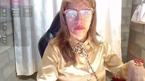 CHAYLA VICTORIA RUIZ  online show from 5, 3, 2026