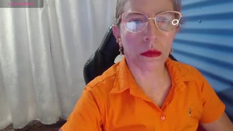 CHAYLA VICTORIA RUIZ  online show from 9, 4, 2026
