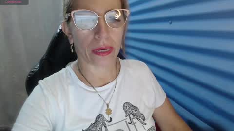 CHAYLA VICTORIA RUIZ  online show from 2, 5, 2026